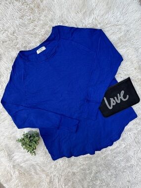 Zenana Exposed Seam LS Top 💗 Blue